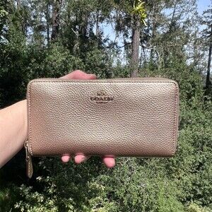 COACH Long Zip-Around Pebble Leather Wallet Gold w Gold Hardware AUTHENTIC